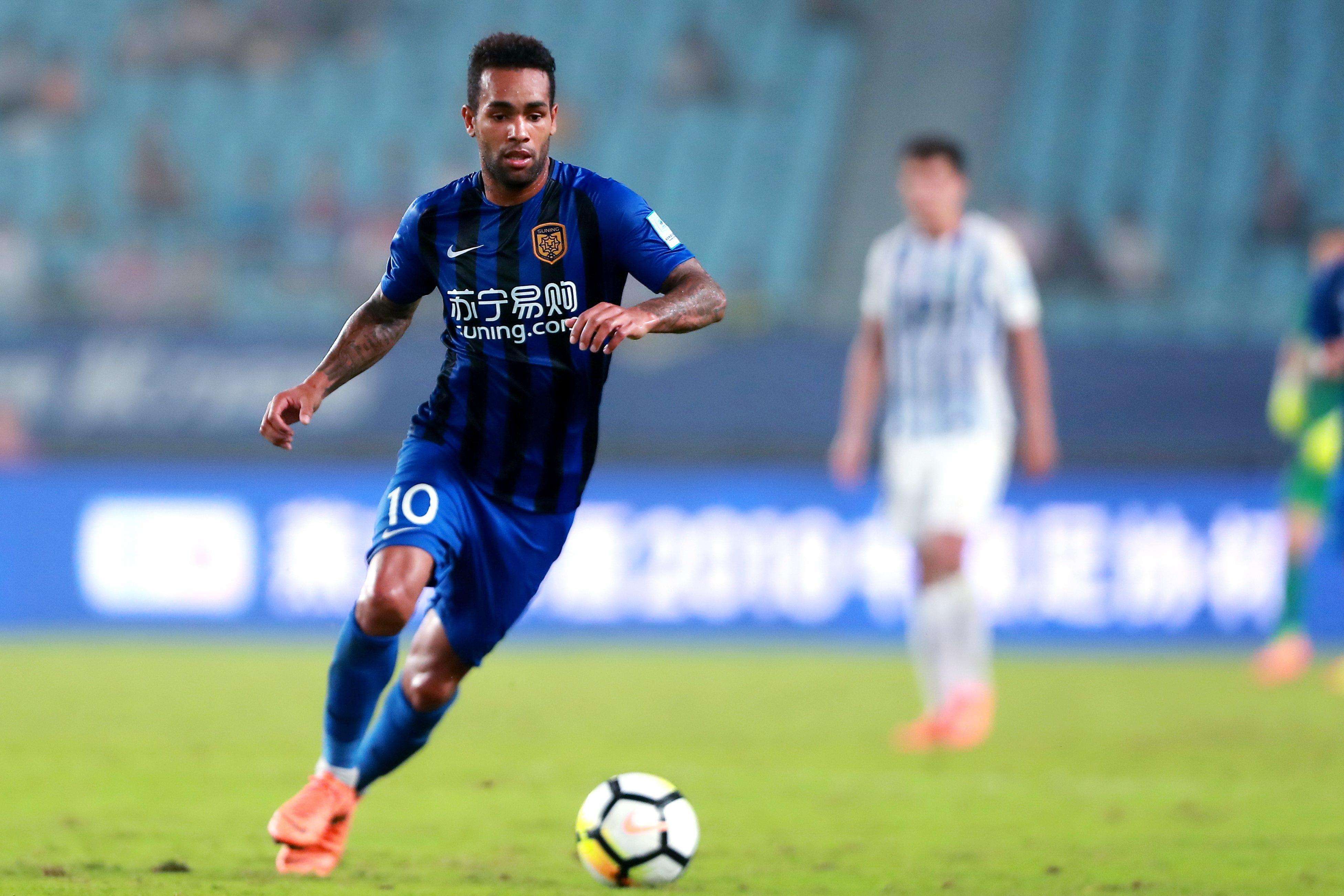 大连一方战胜广州富力,取得胜利 大连一方战胜广州富力,取得胜利