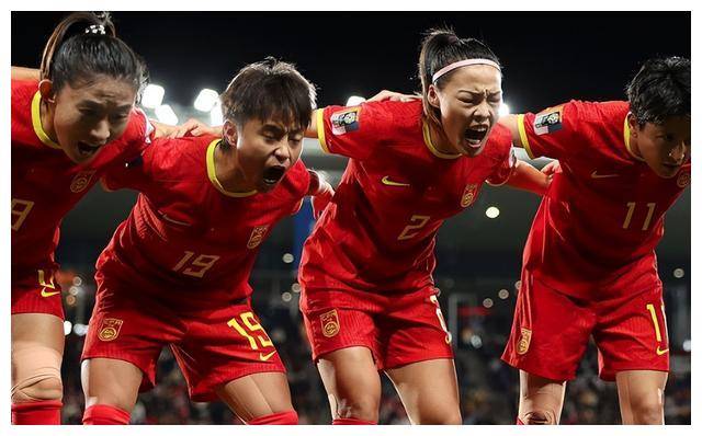 开云体育app下载-女足比赛中，中国队员郑某实力出众的简单介绍