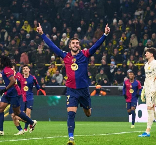 包含摩纳哥客场表现不佳，未能逆转失利的词条