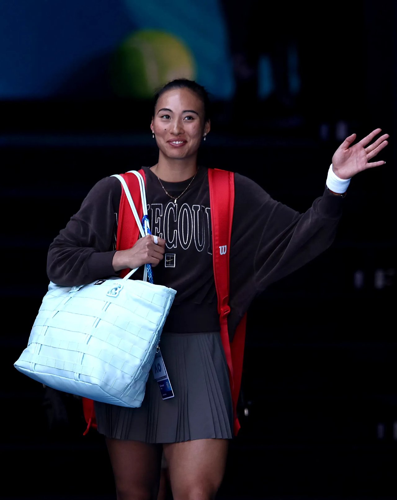 包含澳大利亚选手领先一步,锐气十足的词条 包含澳大利亚选手领先一步,锐气十足的词条