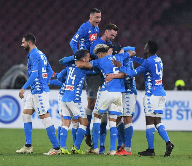 开云体育app下载-斯图加特球员全力以赴，取得重要三分